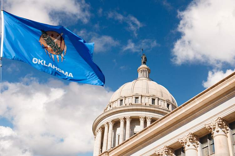 Oklahoma State Capitol Building and Flag