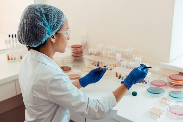 woman working in the medical lab