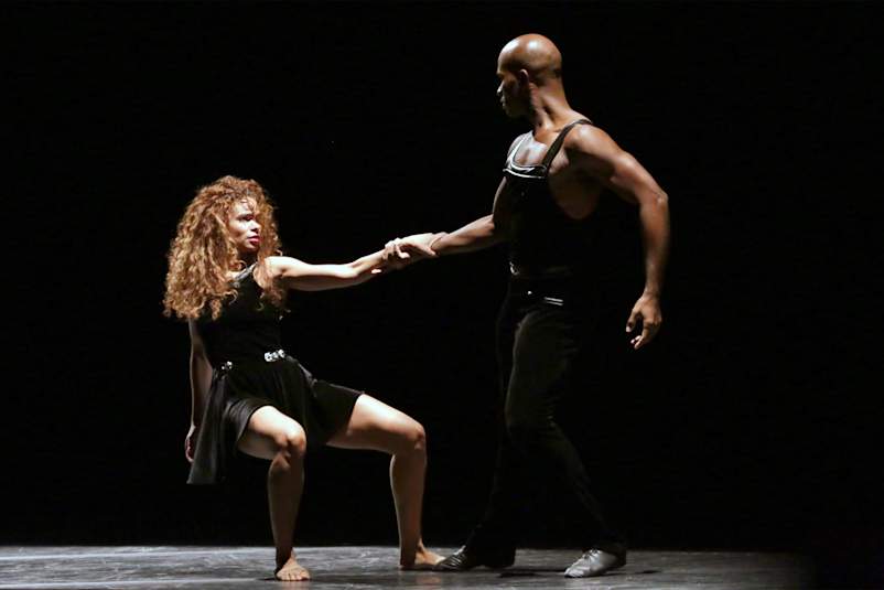 Alvin Ailey American Dance Theater's Belen Pereyra and Glenn Allen Sims in Ulysses Dove's "Episodes"