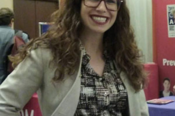 Nicole Elinoff
