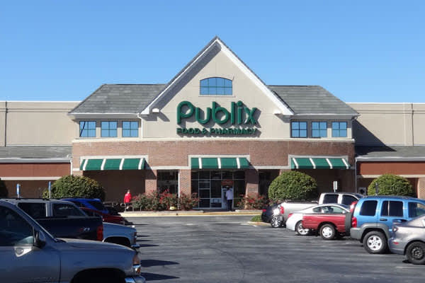Publix store