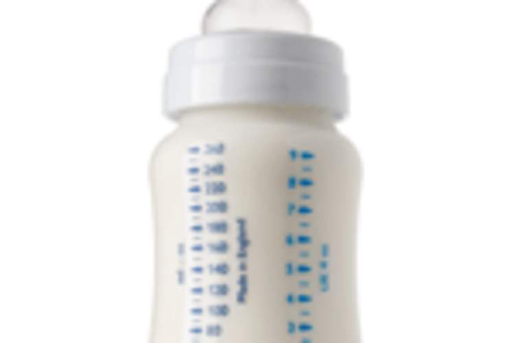HIV-Positive Mothers in the U.S. Should Bottle Feed, Pediatrics Group States Img