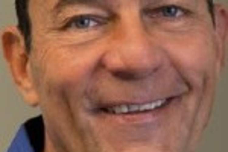 Gay Men Moving Forward: A Q&A With Dr. Jeff Leiphart Img