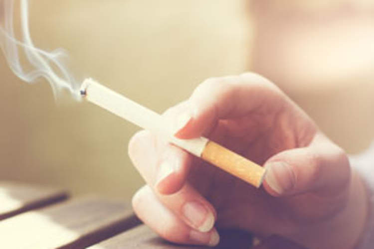 HIV Independently Tied to Airway Obstruction in Smokers 40 or Older Img