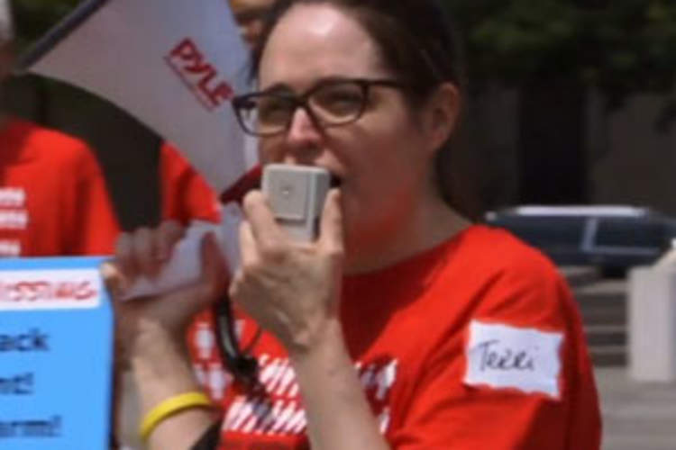 Using Lessons From HIV Activism, People With 'Chronic Fatigue Syndrome' Fight for the #MillionsMissing Img