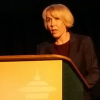 Helen Rees presents results of the FACTS 001 trial at CROI 2015