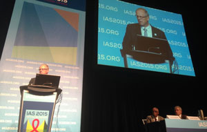 Professor Jens Lundgren presenting ground-breaking results from the START study, with other key members of the study team, Abdel Babiker and Jim Neaton at lower right.