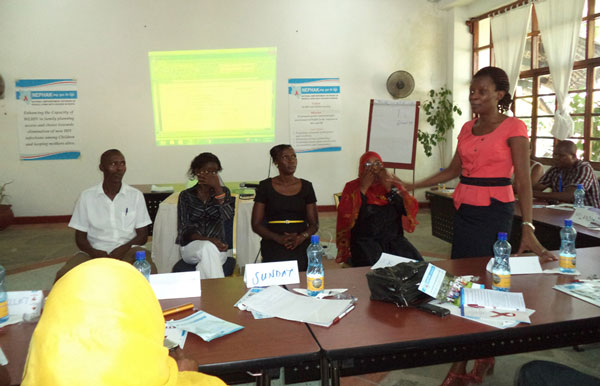 Moderating a PMTCT workshop on prong 1 and 2 in Kilifi County at the Kenyan Coast -- Supported by UNFPA -- 2014