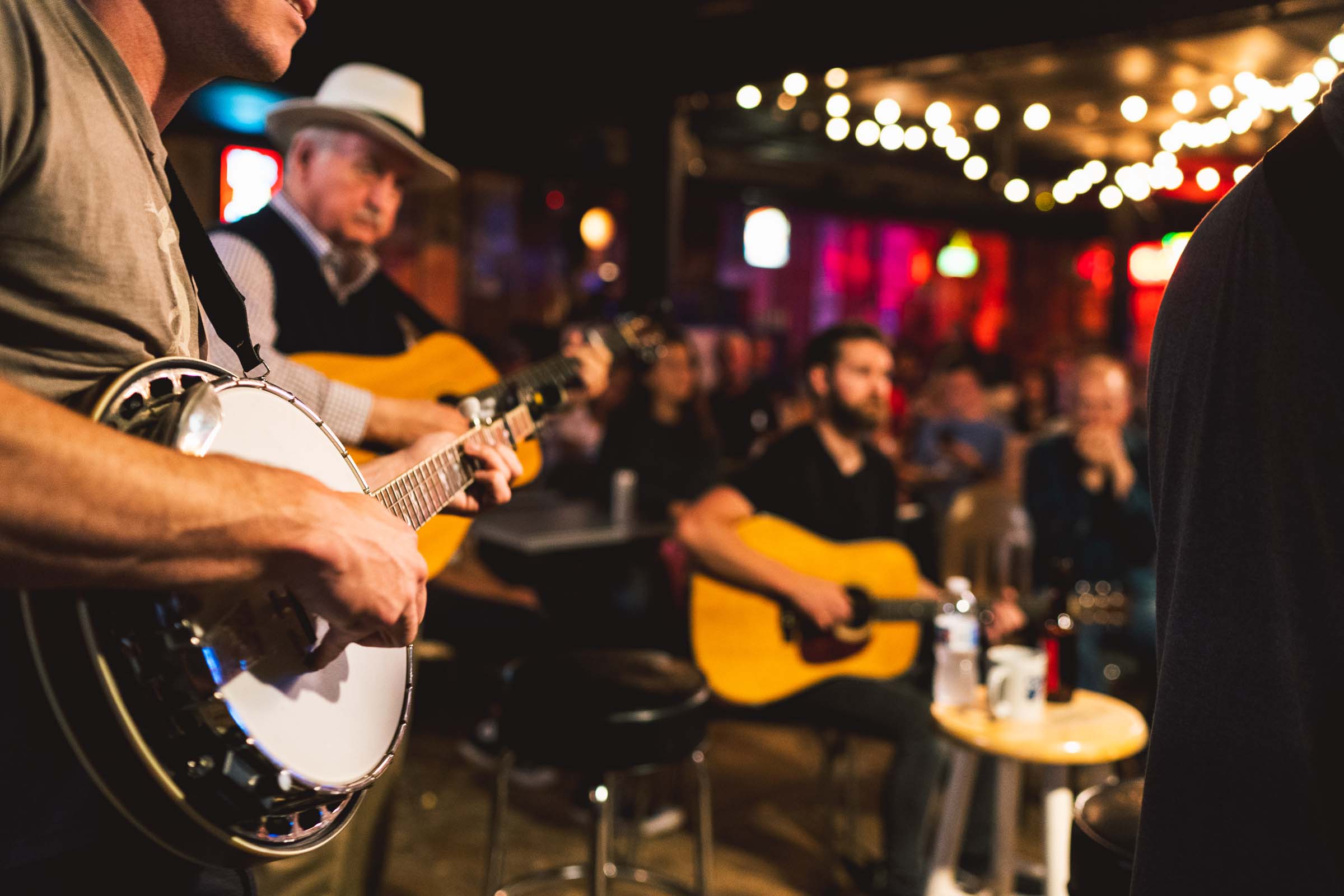 Variety of live music venues near Camden Gulch apartments in Nashville, TN
