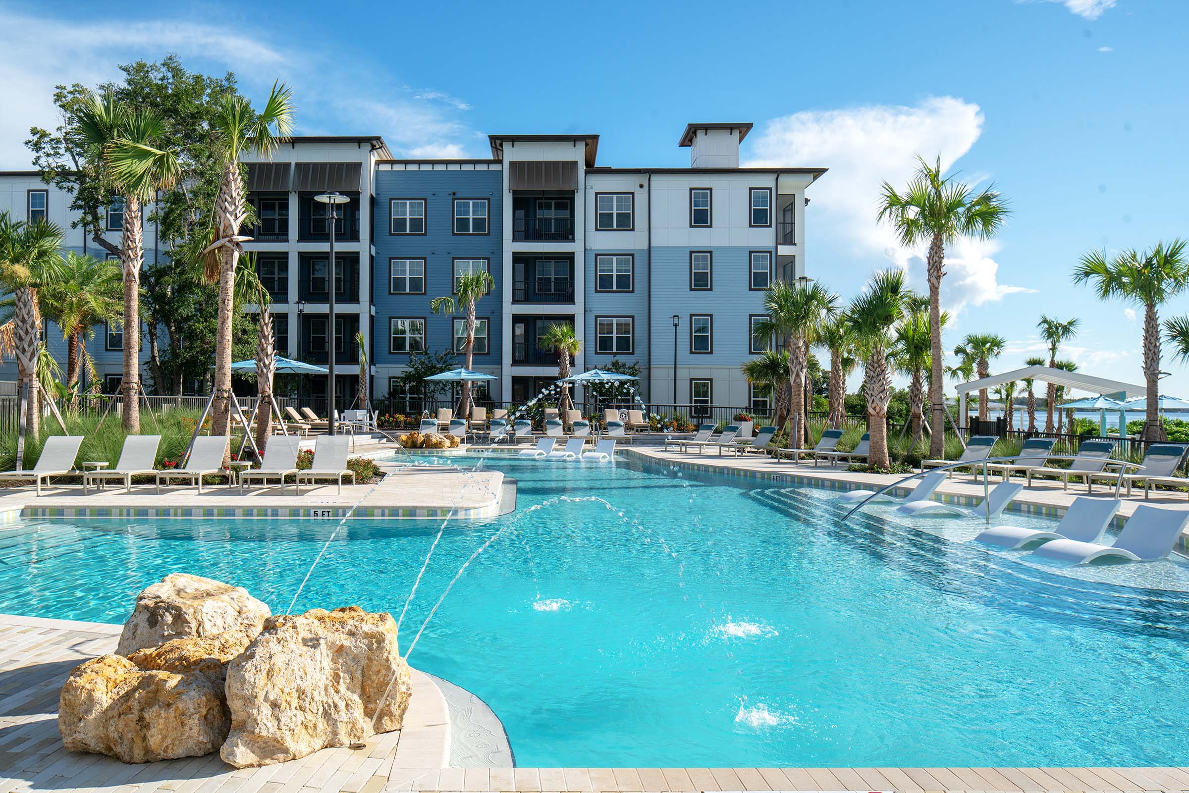Camden Clearwater apartments pool