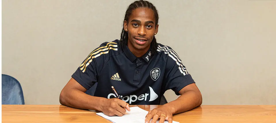 Crysencio Summerville - Viên Ngọc Đen Của Leeds United Tỏa Sáng Trong Mùa Giải 2023 Crysencio Summerville - Viên Ngọc Đen Của Leeds United Tỏa Sáng Trong Mùa Giải 2023