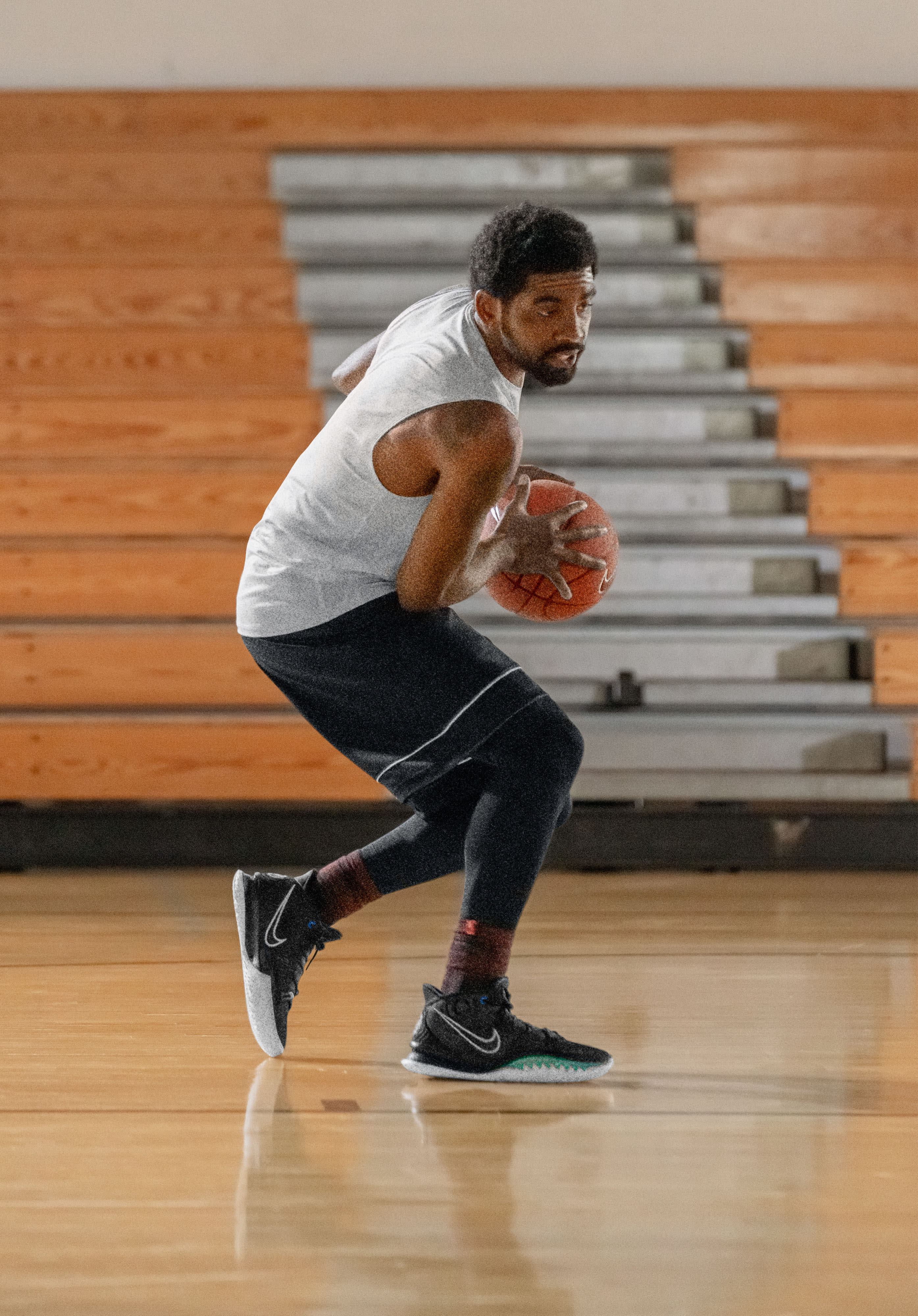Ho20 BB Kyrie7 Athlete Performance Stills Hero1