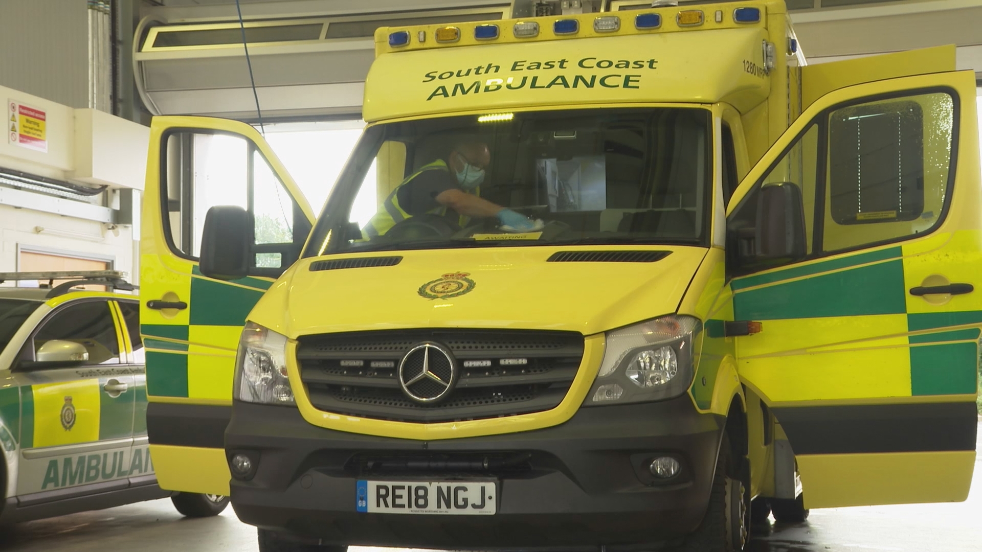 South East Coast Ambulance Service Under Overwhelming Pressure Itv