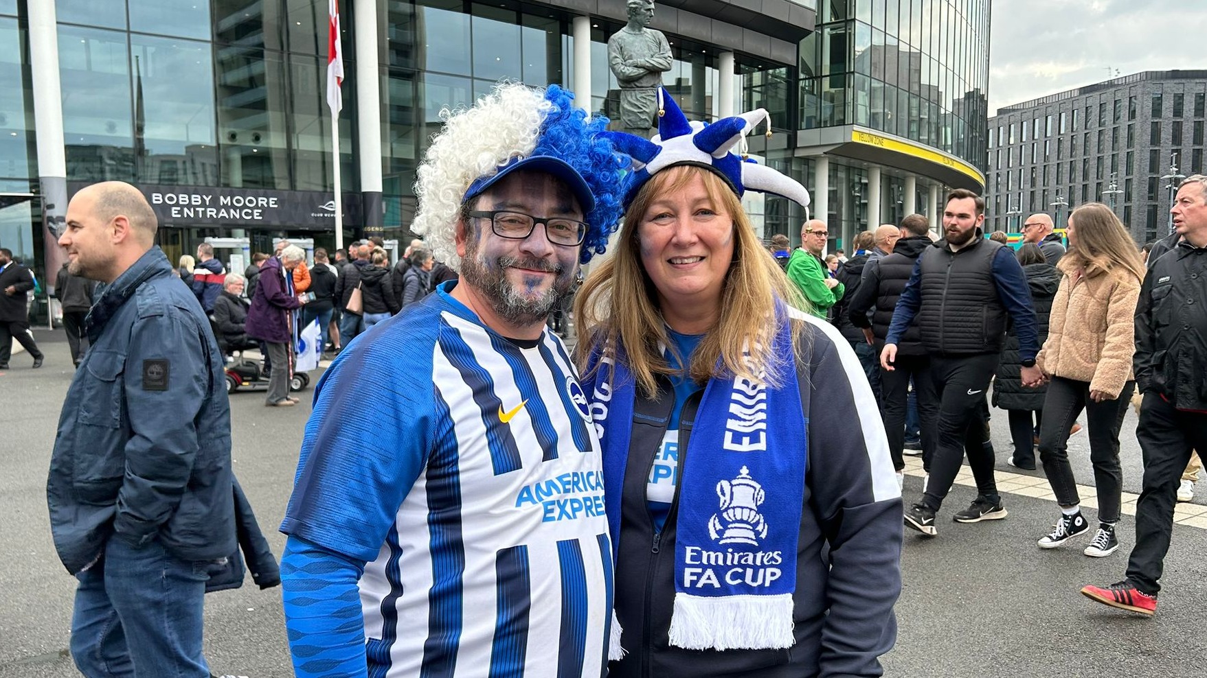 Fa Cup Semi Final Confident Brighton Fans Flock To Wembley Hoping For