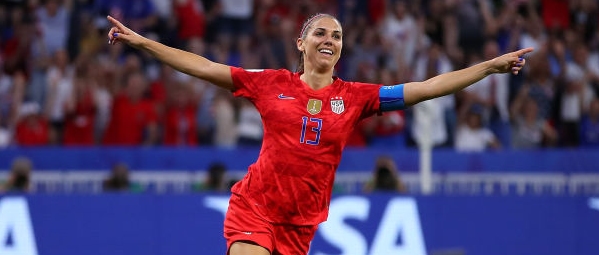 r-soccer-wwc-alex-morgan-2019.jpg