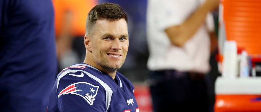 r-nfl-patriots-brady-smug.jpg