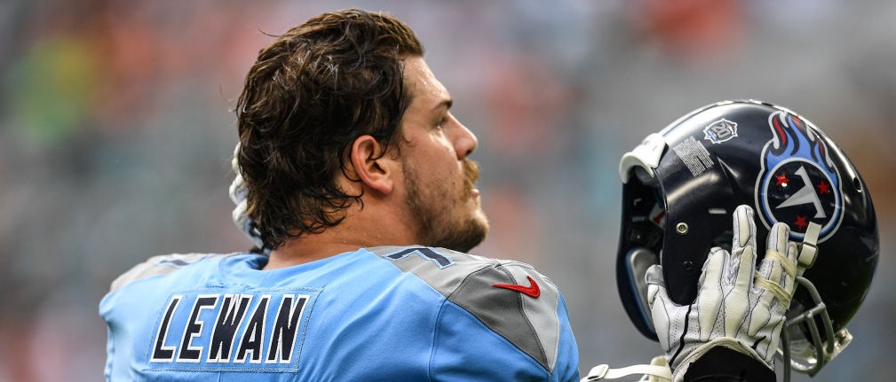 r-nfl-ten-titans-2018.jpg