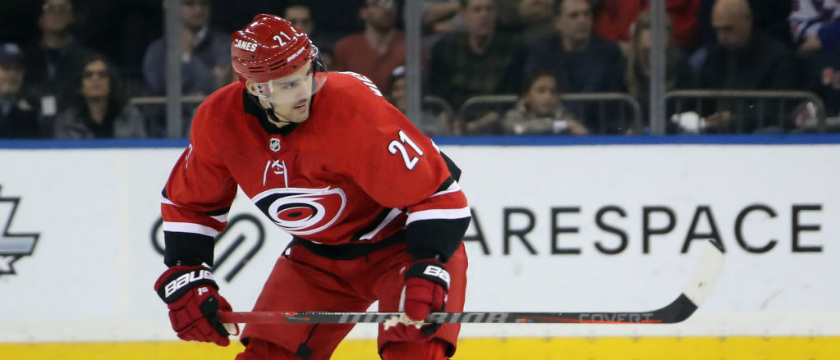 r-nhl-carolina-hurricanes-2.jpg