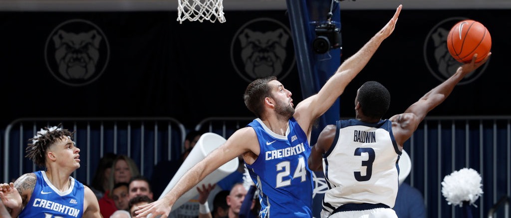 r-ncaab-creighton-bluejays-butler-bulldogs-150120.jpg