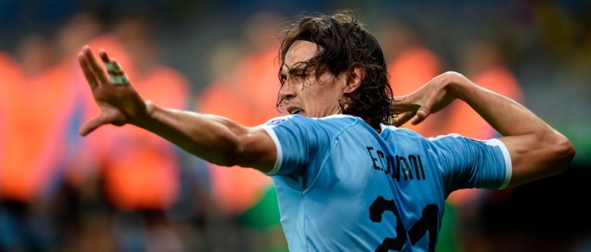 r-soccer-uruguay-cavani-19.jpg