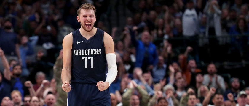 r-nba-mavericks-doncic-111119.jpg