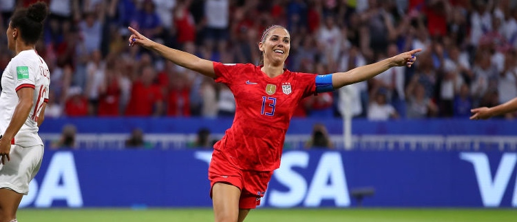 r-alex-morgan-wwc.jpg