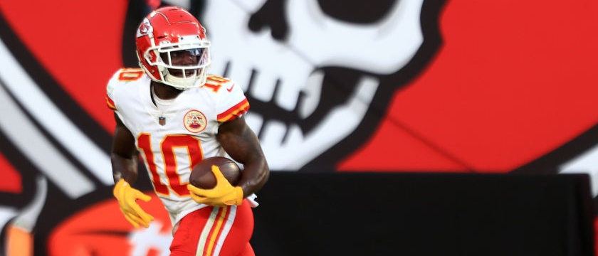 r-nfl-chiefs-tyreek-hill-061220.jpg