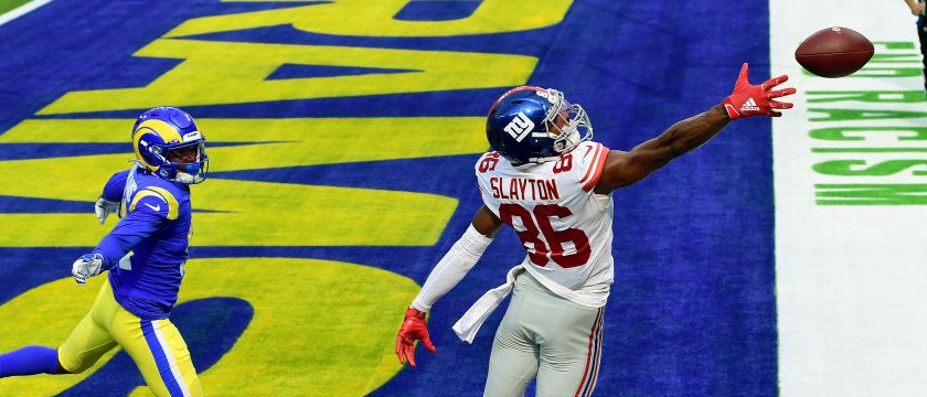 r-nfl-giants-slayton-111020.jpg