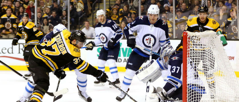 r-nhl-jets-bruins.jpg