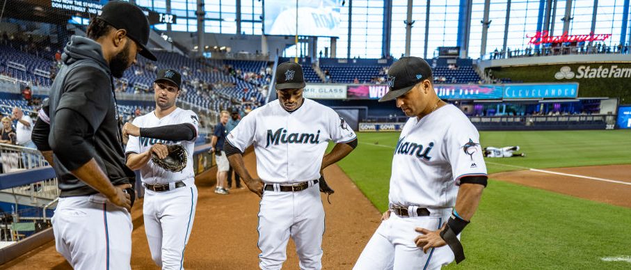 r-mlb-mia-marlins-30-07-2019.jpg