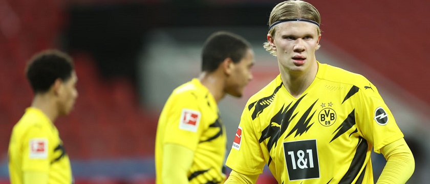 r-football-bundesliga-borussia-haaland.jpg