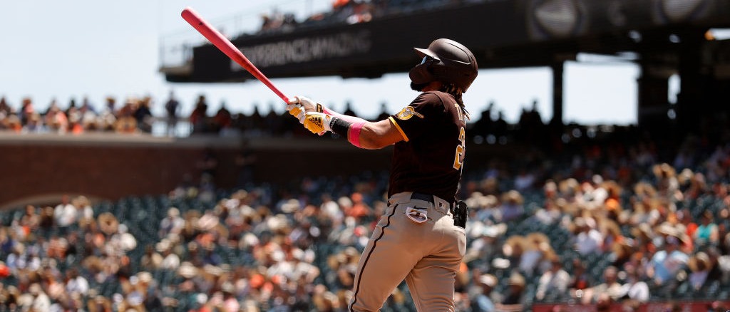 r-padres-tatis-jr.jpg