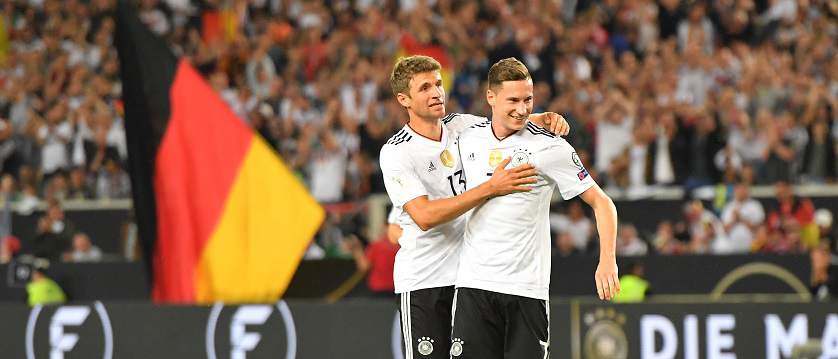 r-football-germany-draxler-mueller-new.jpg