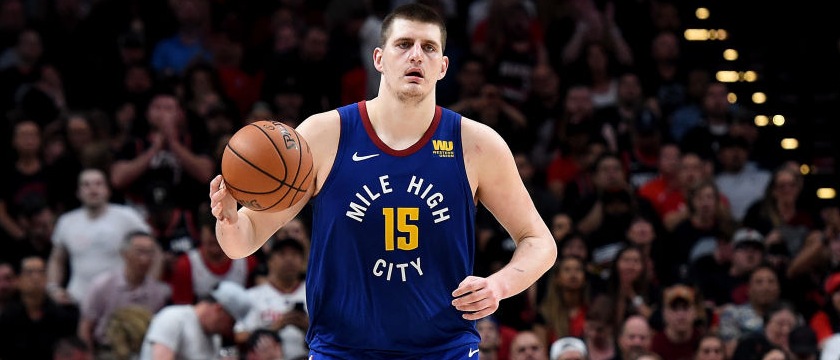 r-nba-nuggets-jokoic-270919.jpg
