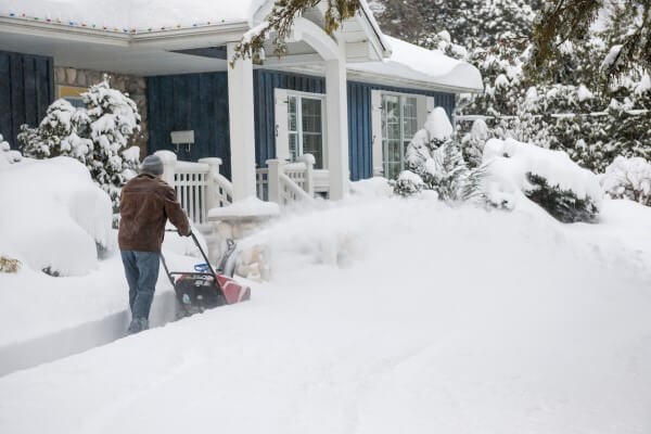 What To Include In Your Snow Removal Estimates