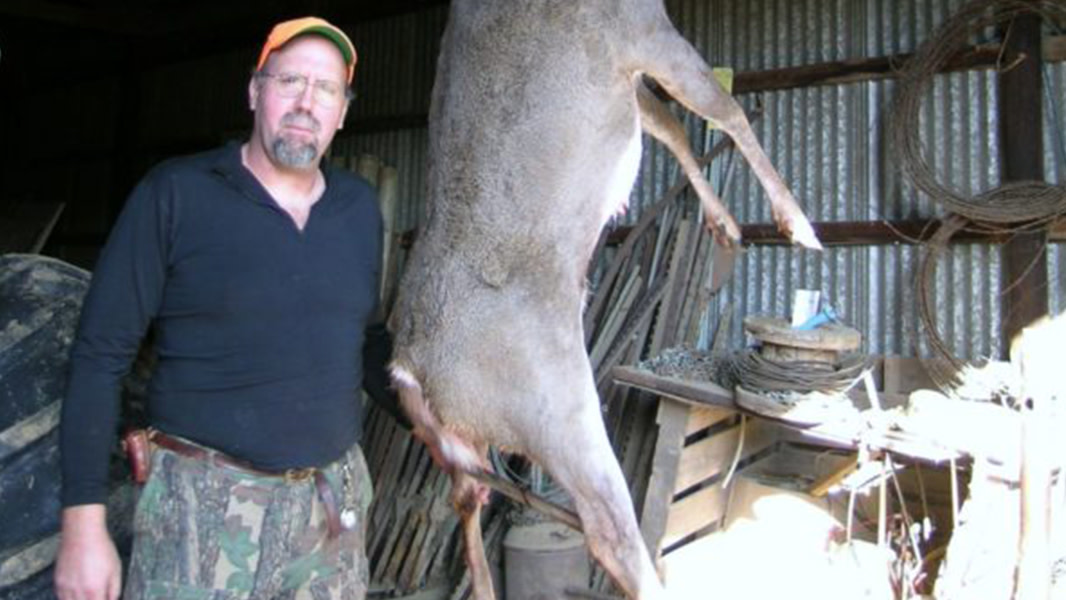 Whitetail Hunting by Doug Duren