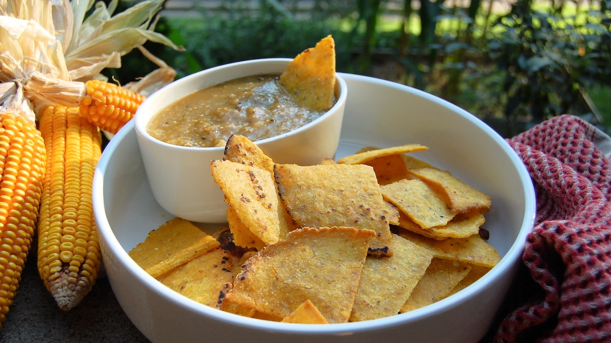 How to Nixtamalize Corn