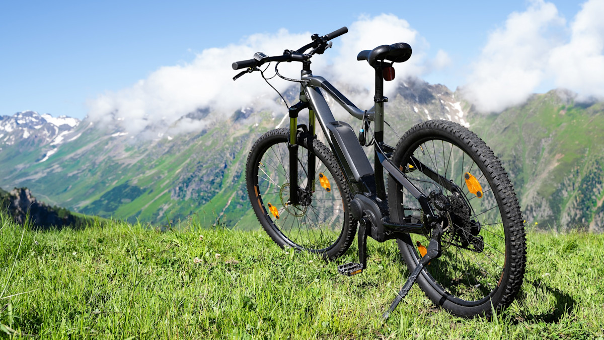 Should E-Bikes Be Allowed In Your Hunting Spot?