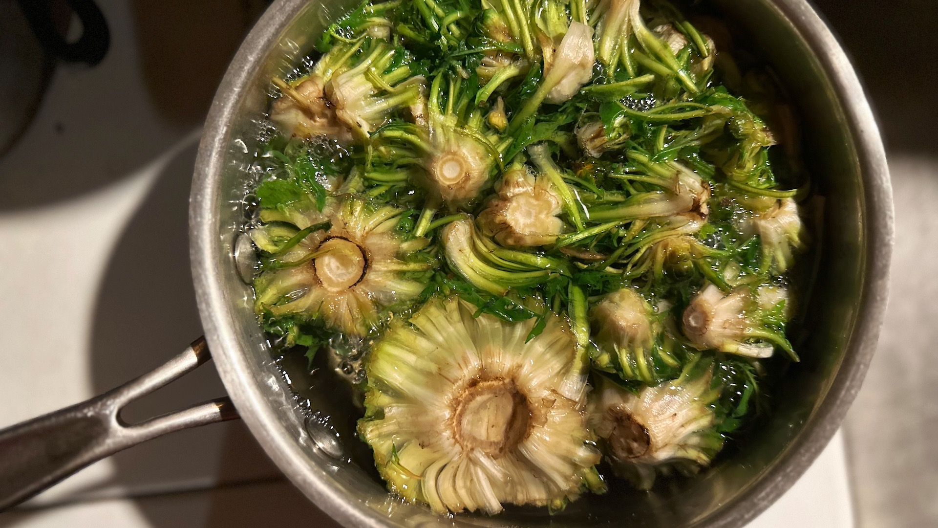 how to cook dandelion crown