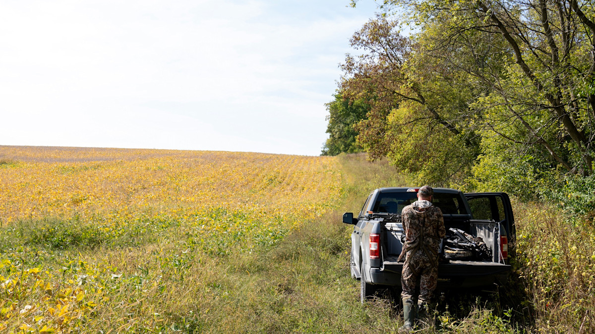 Why Are So Many Deer Hunters So Lazy?