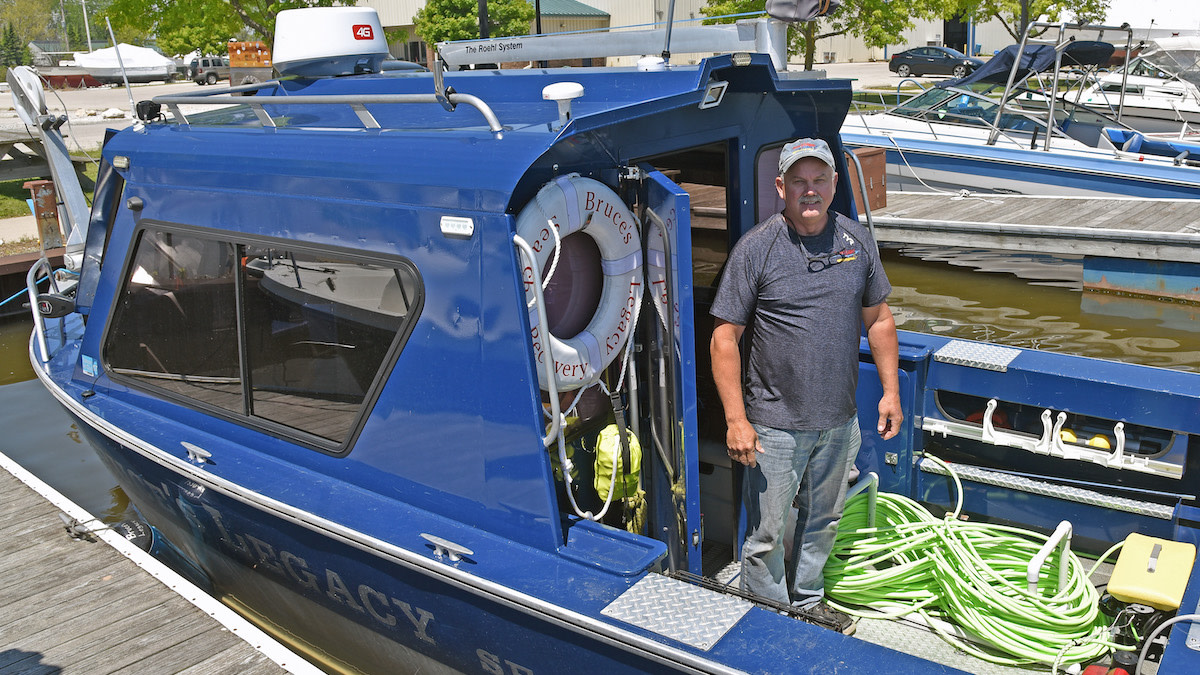 Sonar Expert Pulls Drowning Victim from Record Depths