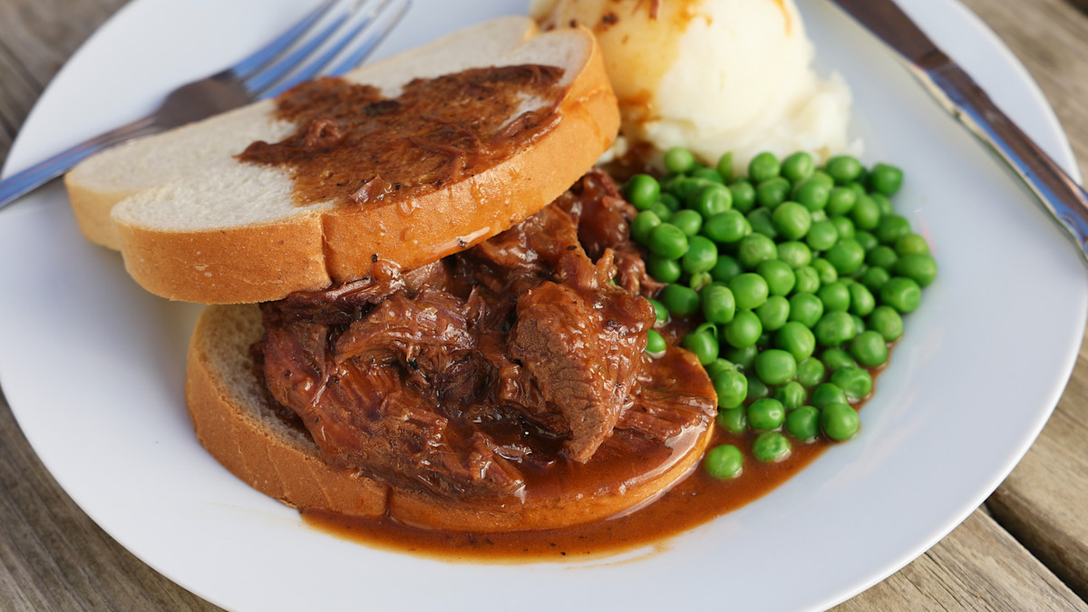 Hot Venison Sandwich