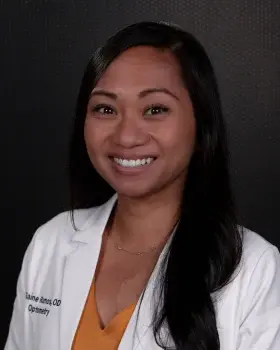 Elaine Ramos, OD Arizona Eye doctor headshot