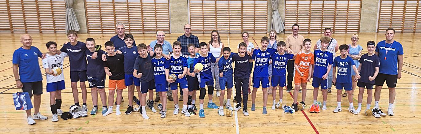 1000074658