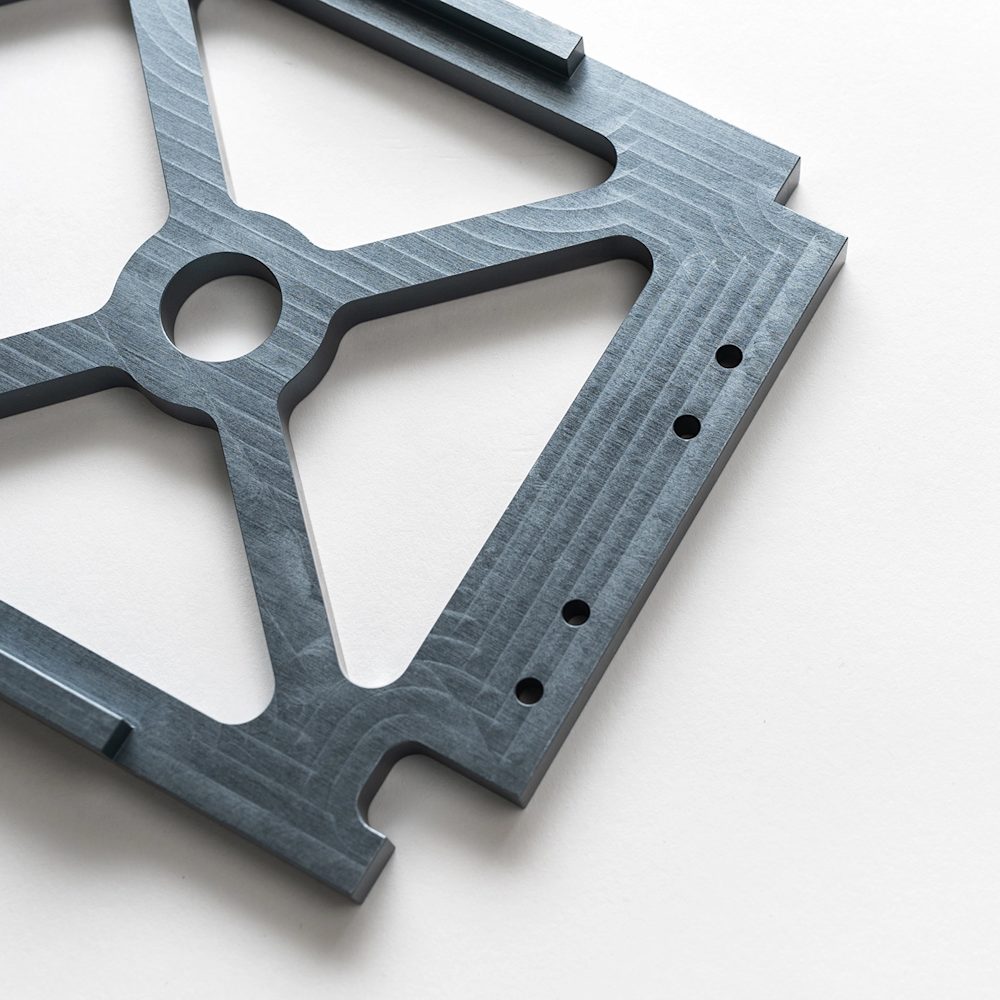 Voorbeeld van as machined, type II geanodiseerde oppervlaktebehandeling