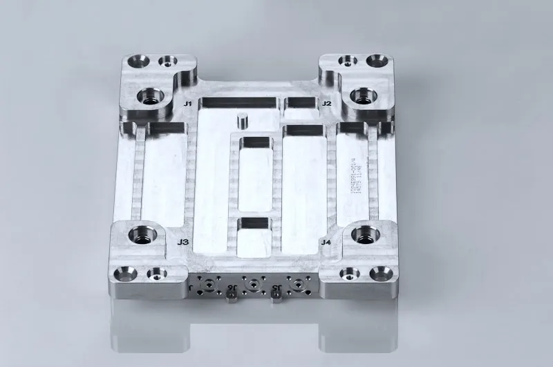 Chromate-conversion