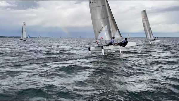 article-building-the-fastest-sailboats-in-the-world-image-1.png