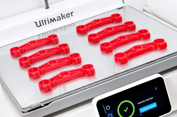 article-ultimaker-s5-on-3d-hubs-image-1.png