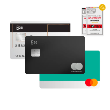 N26 transparente Mastercard, schwarze Metall-Mastercard und Mastercard in der Farbe Aqua.