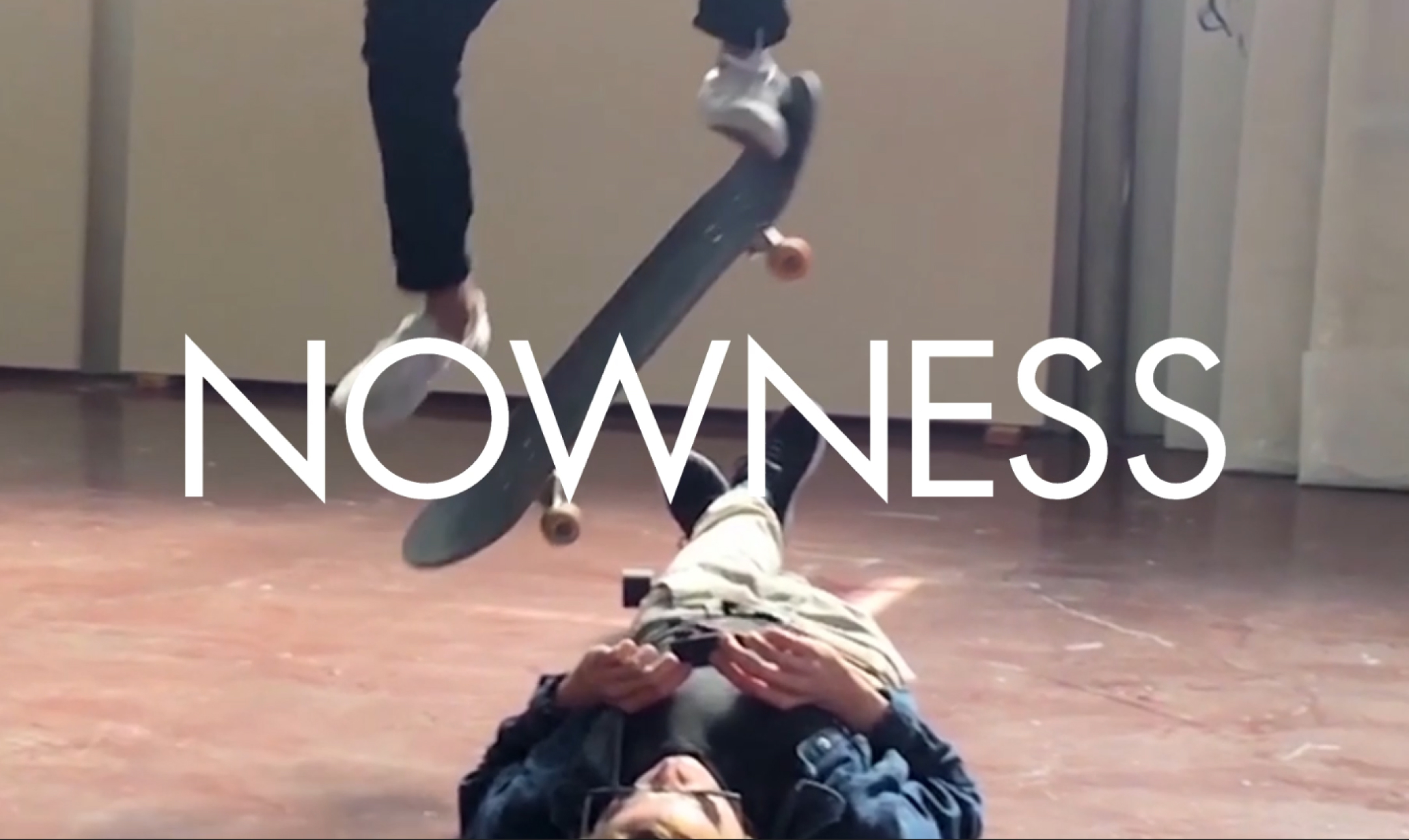 NOWNESS Thumb